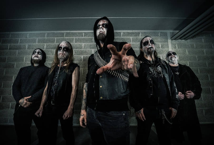 BLOODMOTHER band