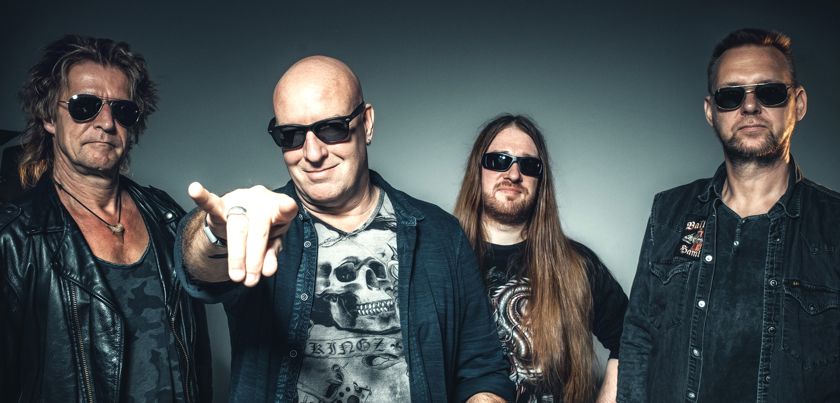 IRON SAVIOR band