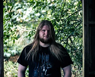A Distorted Utopia band